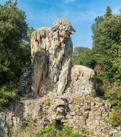 Apennine Colossus panorama (81988p)