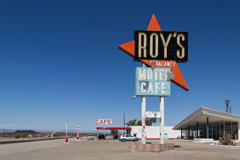 Amboy (California, USA)    2012    4