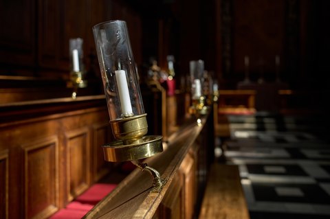 Candle at the Trinity College Chapel, Oxford L1002981